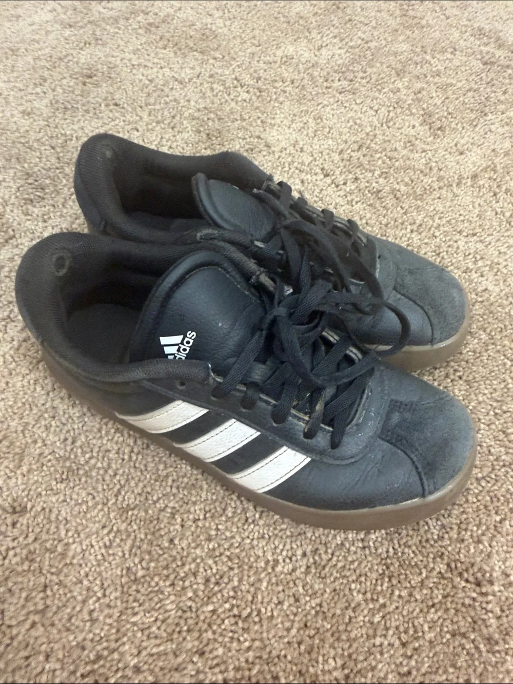 adidas classic low